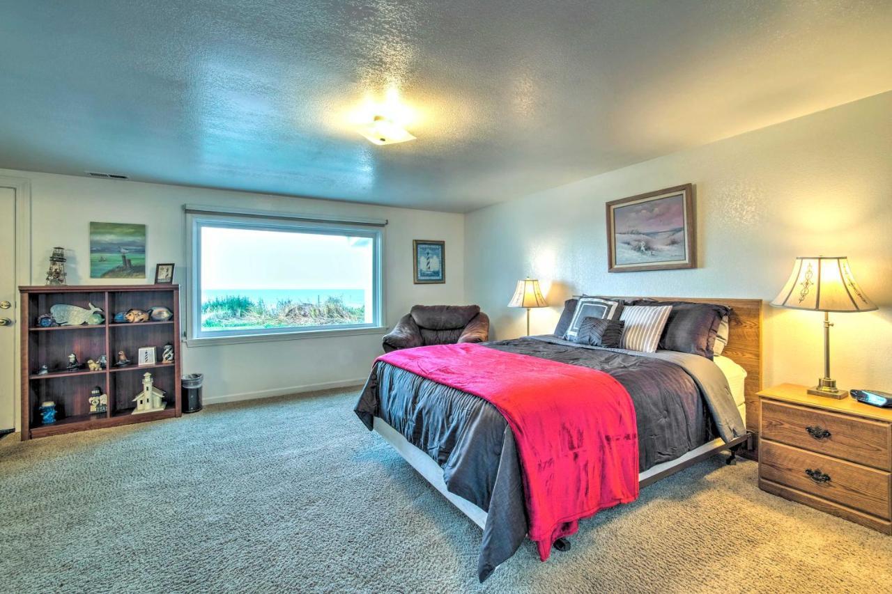 Cliffside Lighthouse Beach Home With Ocean View Coos Bay Exterior photo